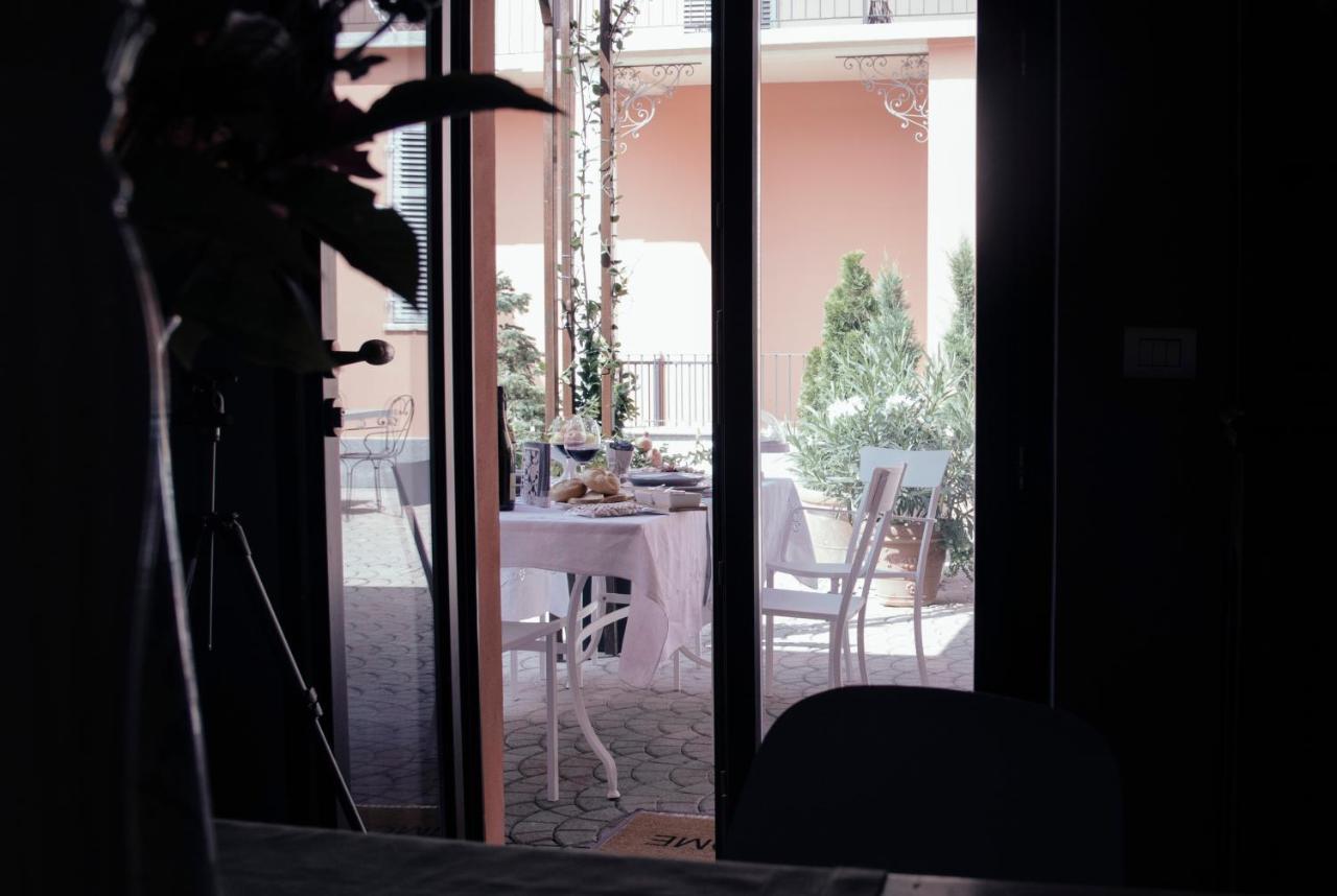 Appartamento Vacanze / Holiday Flat Farfalle&Rossobarbera Montegrosso d'Asti Екстер'єр фото